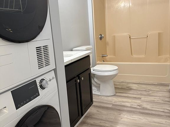 3rd image of 61 Vale St #4