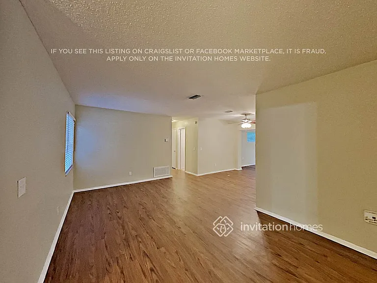144 Mark David Blvd — Photo 5