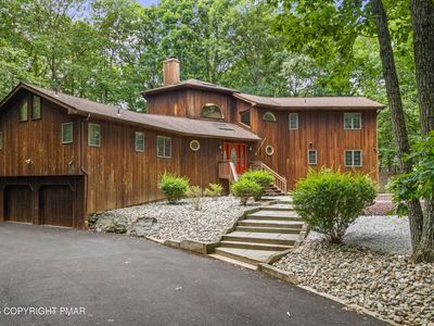 3282 Stonehenge Dr, East Stroudsburg, PA, 18301