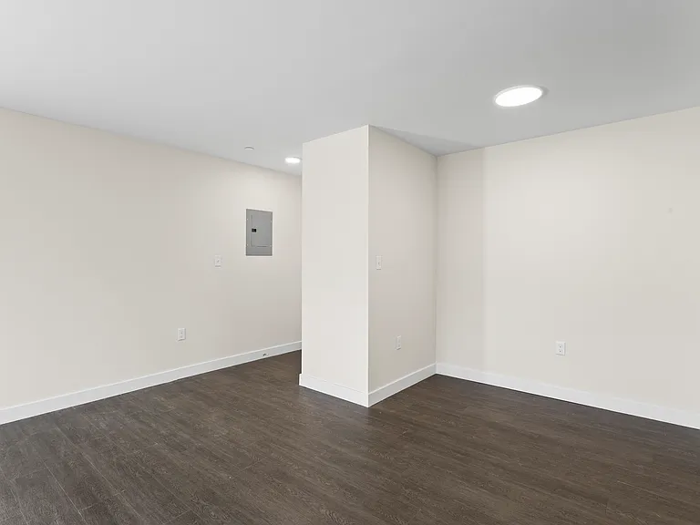Granite Place — Photo 40