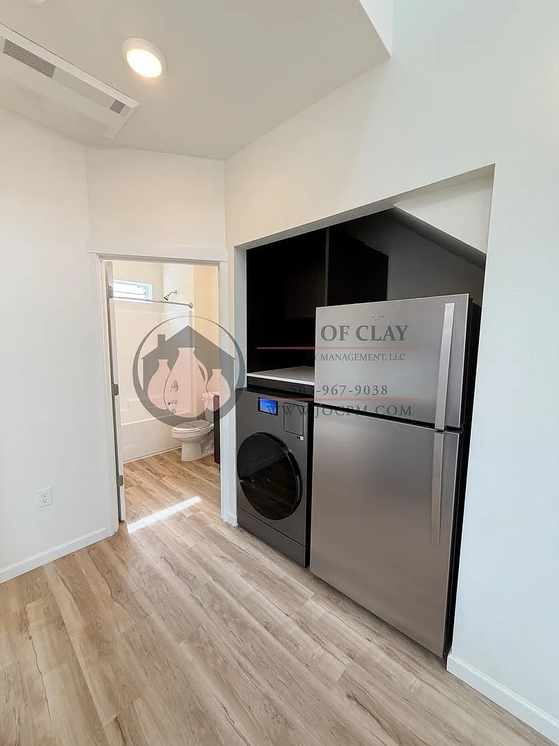 Beautiful 2 Bedroom Cottage — Photo 4