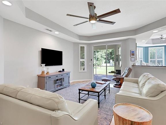 5th image of 21609 BACCARAT LN #102