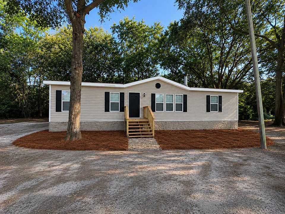 1st image of 138 Shady Ln