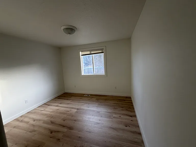 1122 S Ada St — Photo 17