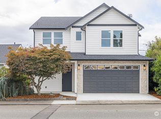 265 W Spruce St, Sequim, WA
