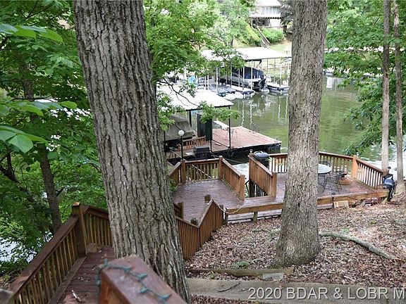 3rd image of 16 Blue Coveview Ln