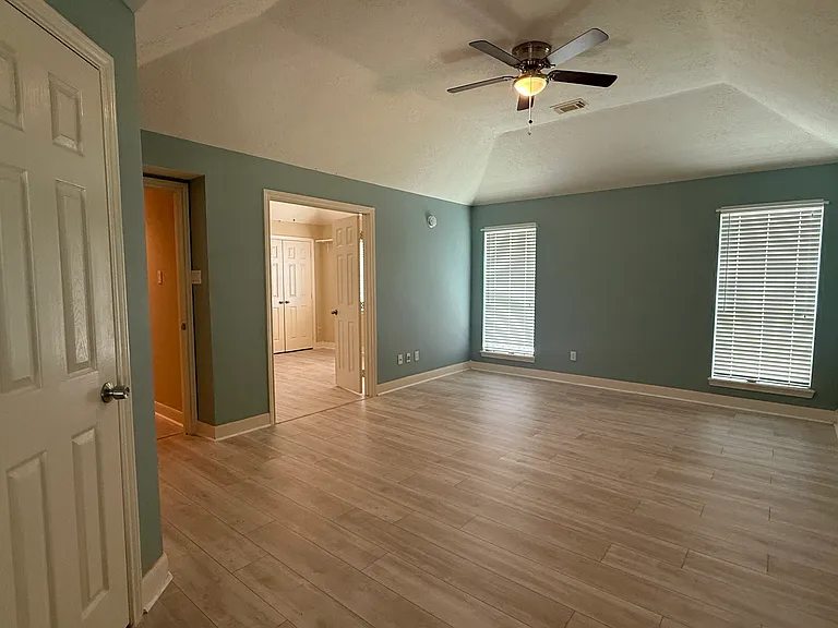 110 Huggins Fry — Photo 10
