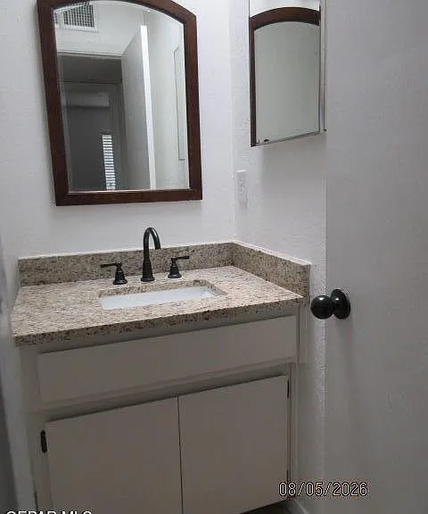 665 La Chapa Ave #B — Photo 17