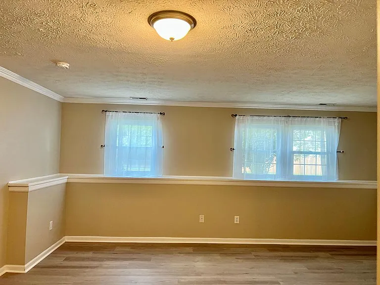 207 Kinross Dr — Photo 7