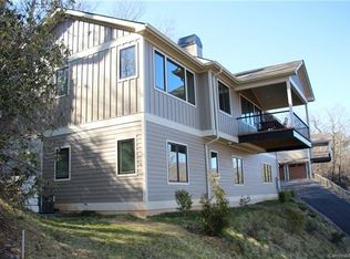 25 Robin Ridge Ln, Black Mountain, NC 28711