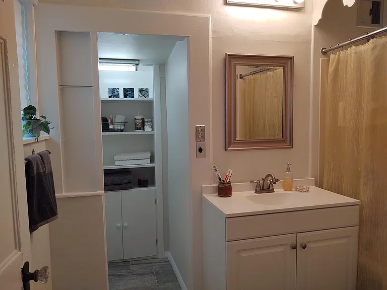 11 Wylie St — Photo 1