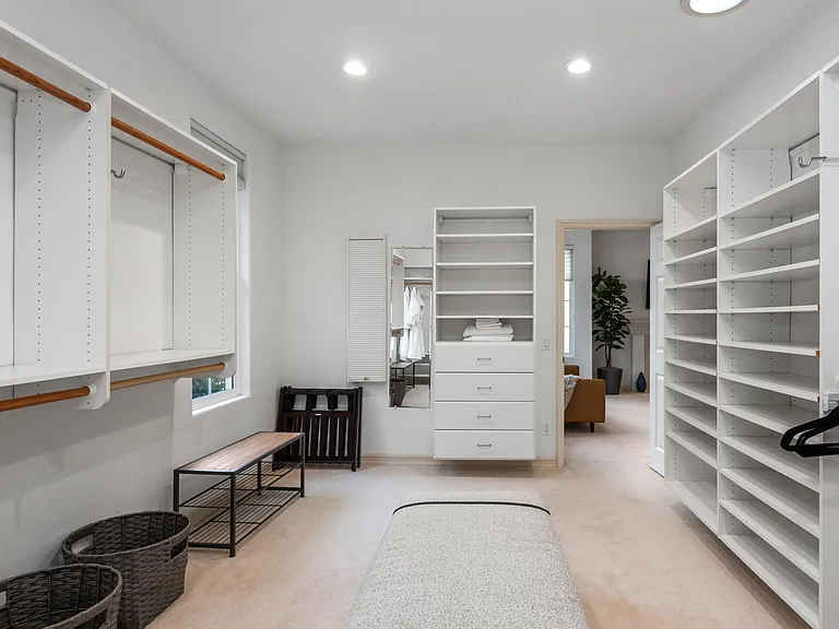 Whitesands Dr — Photo 29