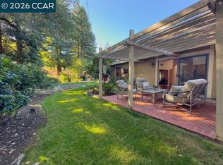 2733 Ptarmigan Dr APT 2, Walnut Creek, CA