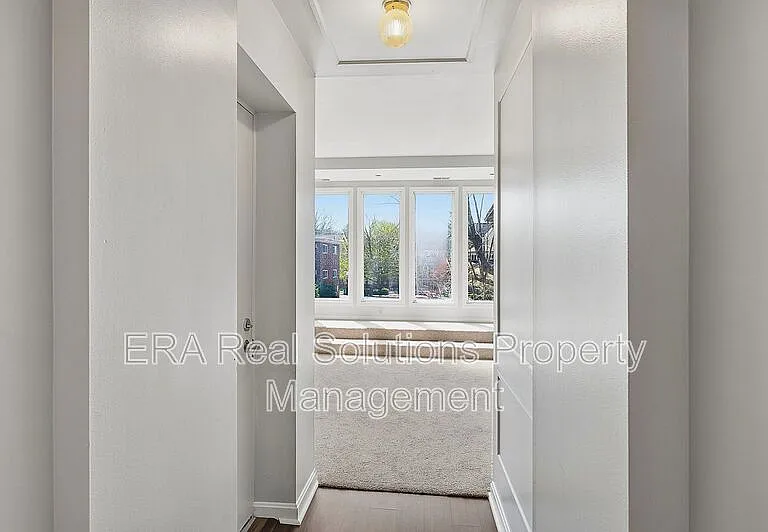 255-257 Loraine Ave #5 — Photo 9