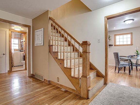 5th image of 3133 Sunset Ln