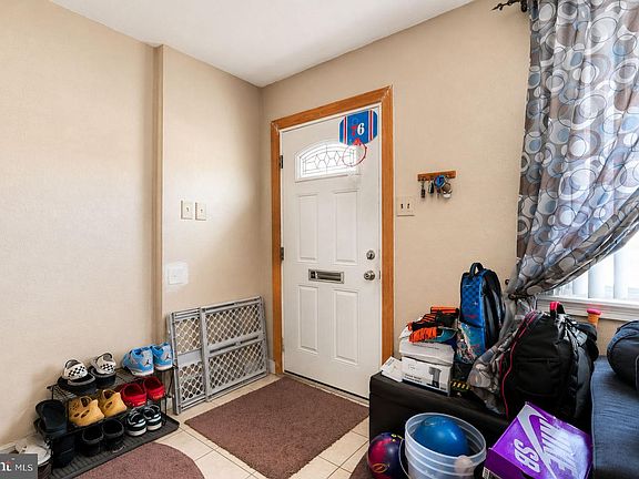 5th image of 3050 Brighton St