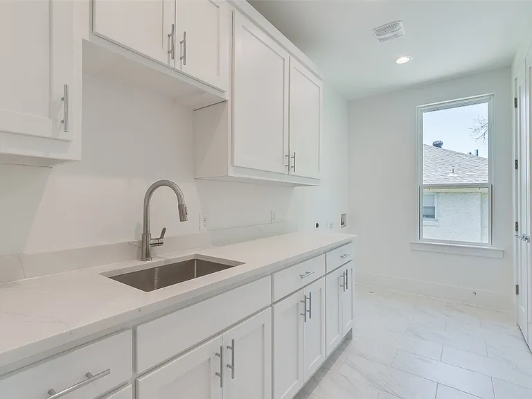 6135 Velasco Ave — Photo 17