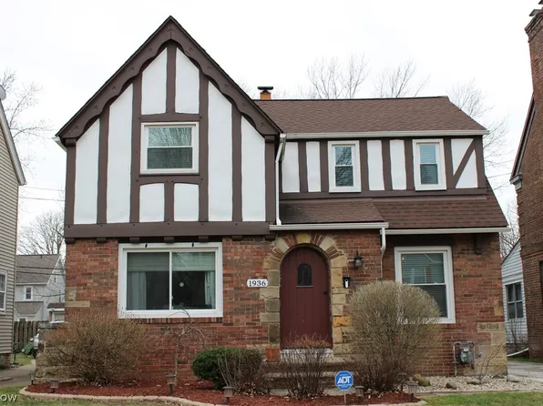 1936 Revere Rd, Cleveland Heights, OH 44118