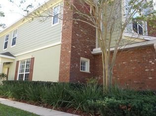 7033 Roundleaf Dr, Jacksonville, FL 32258