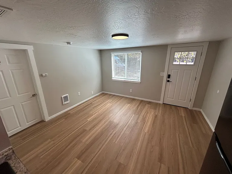 Welcome to 621 S Cannon Apartments! — Photo 26