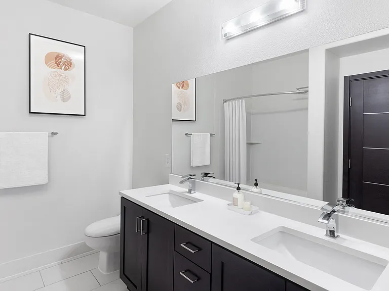 Dream Apartments — Photo 8