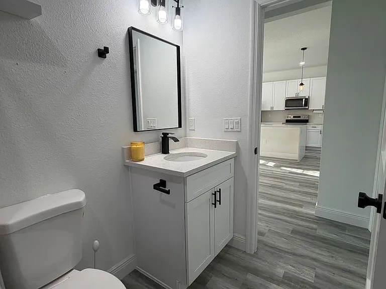 16950 SW 42nd Avenue Rd — Photo 9
