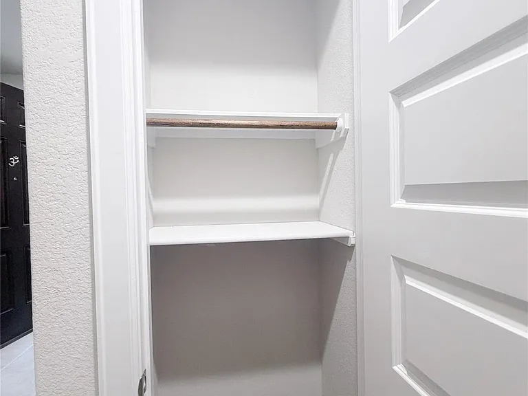 2332 Base Burner Path — Photo 7