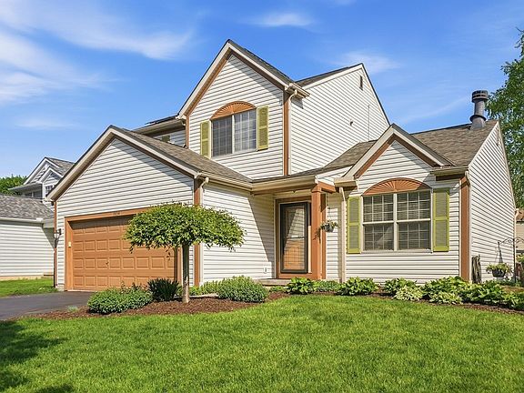 2nd image of 3834 Highland Bluff Dr