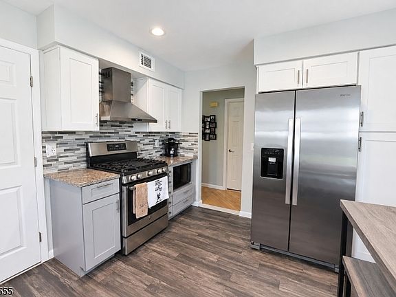 5th image of 1 Sparrow Cir