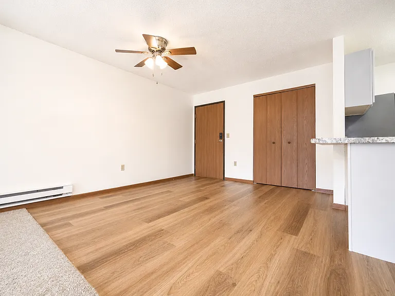 Murdock Apartments — Photo 62