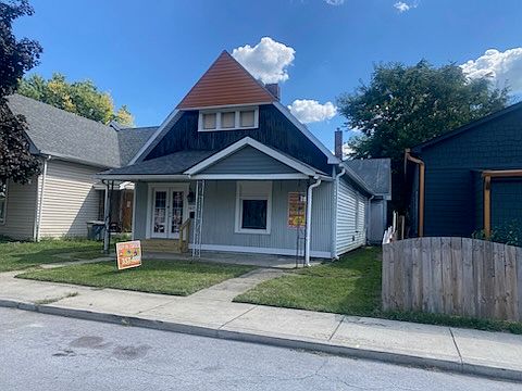 2nd image of 1617 Draper St