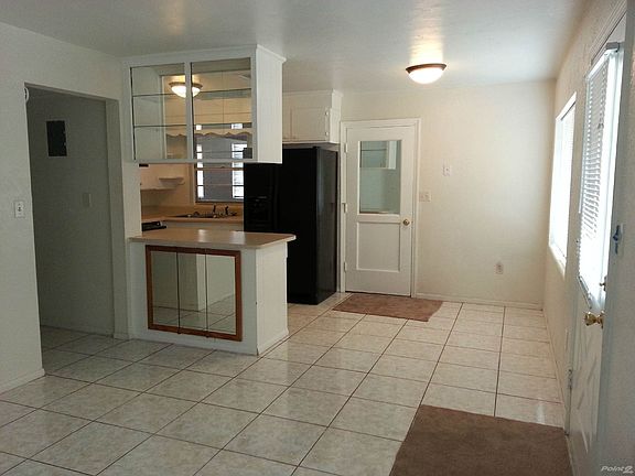 Kitchen with Eat in Area