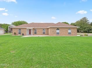 813 College Dr, New Iberia, LA 70560