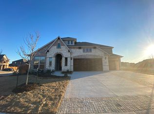 706 Copperleaf Dr, Midlothian, TX 76065