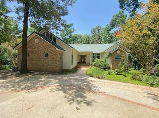 70 Del Largo Dr, Many, LA 71449