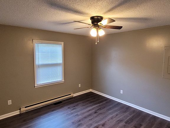 4th image of 4325 Voss Ave