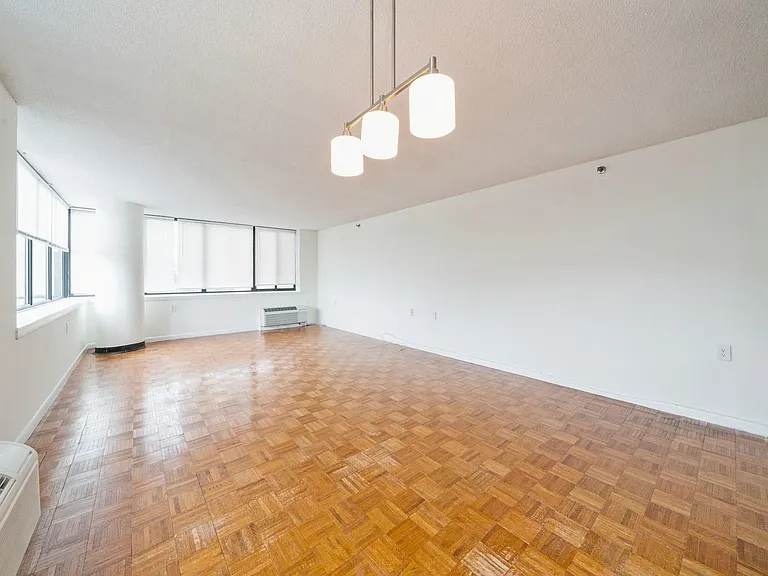 551 Observer Hwy #4C — Photo 17