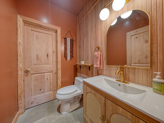 5th image of 20356 Rae Rd Unit B