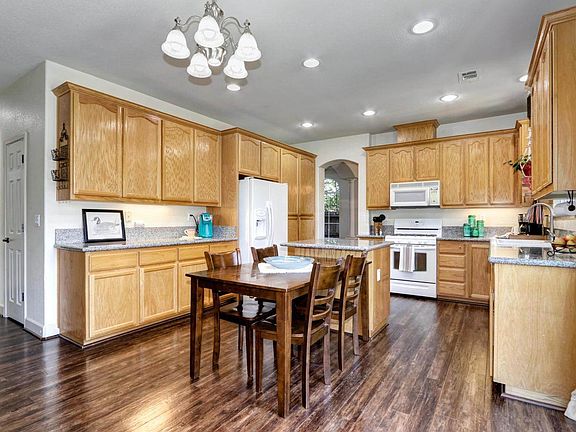 3rd image of 349 Chambers Dr