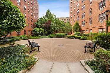 Rented by (Legacy) Elegran