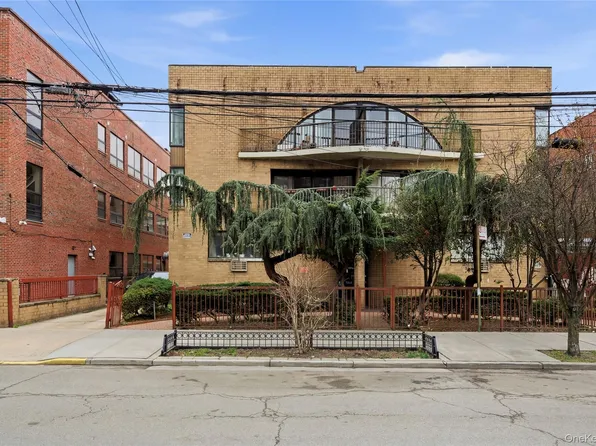 147-26 Roosevelt Ave #L1, Staten Island, NY 10314