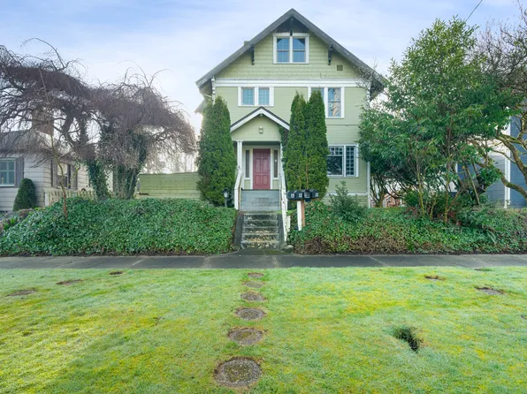 107 W 4th St #D, Aberdeen, WA 98520