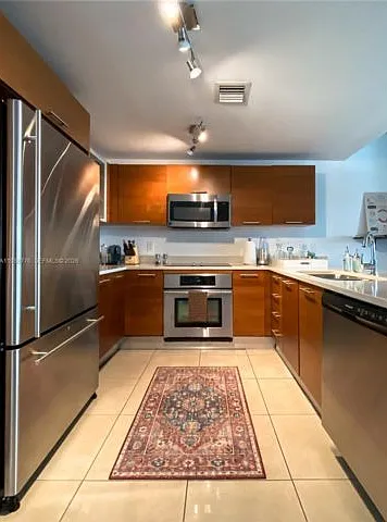 3250 NE 1st Ave #517 — Photo 19