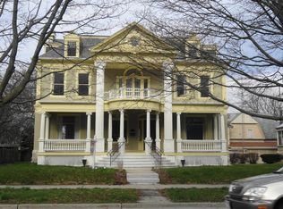 1110 S Main St, Racine, WI 53403