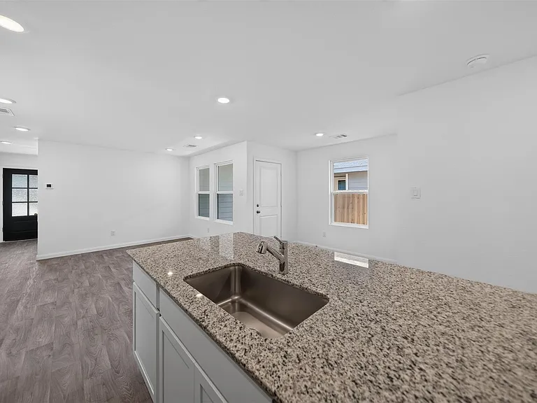 11927 Detar Ct — Photo 30