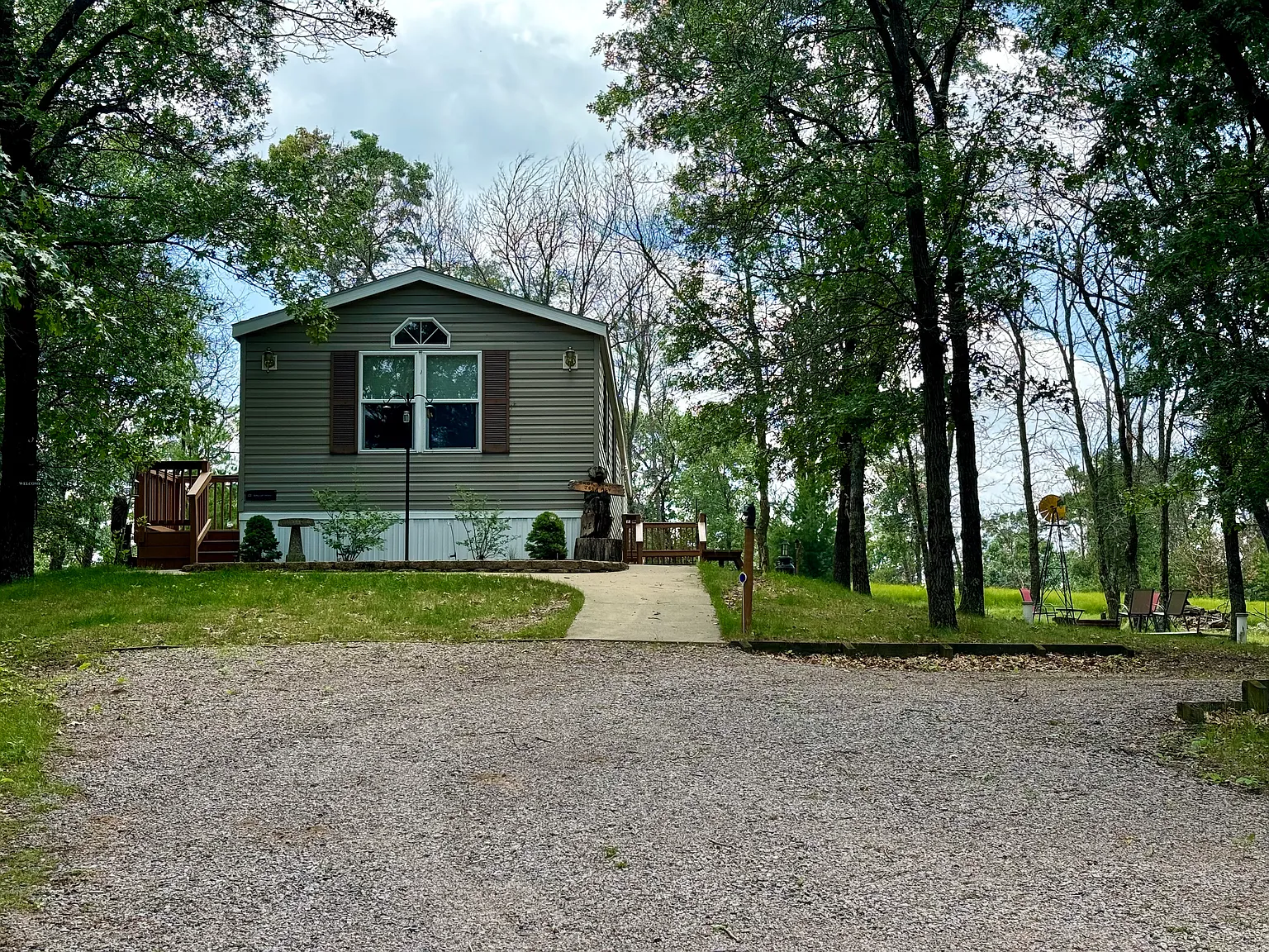 2 bed, 1088 sqft, $1,300 — Photo 1