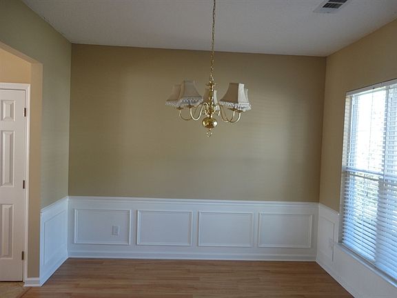 2nd image of 109 Eagleston Ln