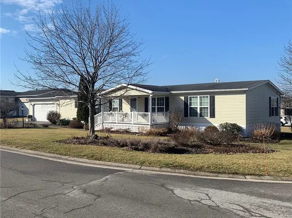 6280 Murphy Dr #613, Victor, NY 14564