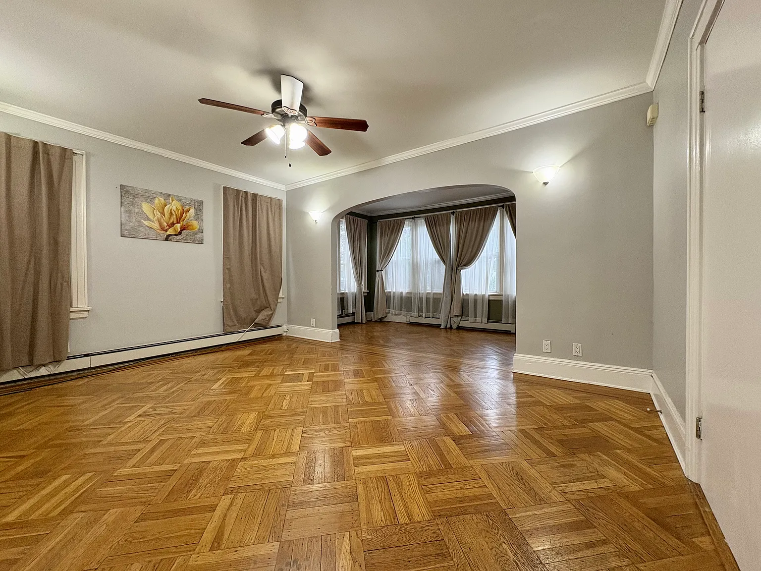 Starks Pl, Lynbrook — Photo 3