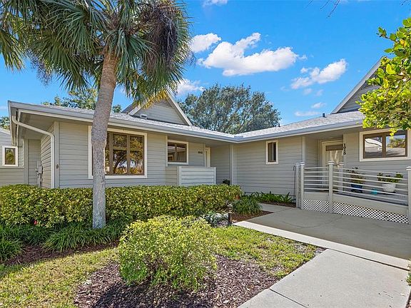 3rd image of 1013 CARAVEL COURT